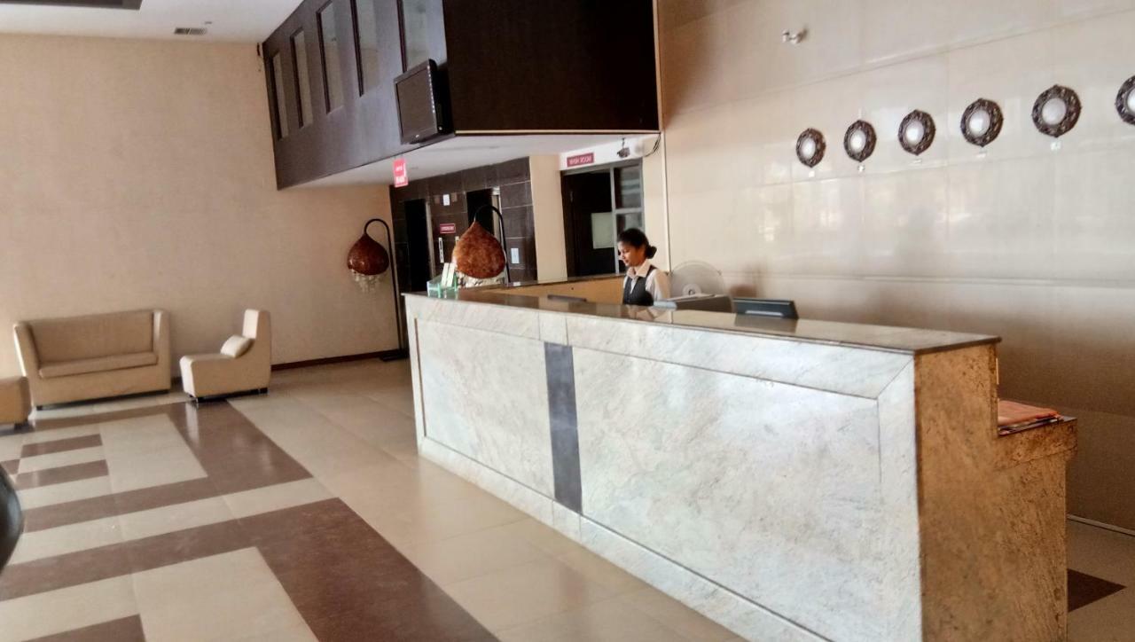 Srm Hotel Тутикорин Екстериор снимка